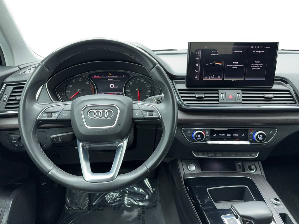 Used 2022 Audi Q5 2.0T Premium w/ Convenience Package image 17