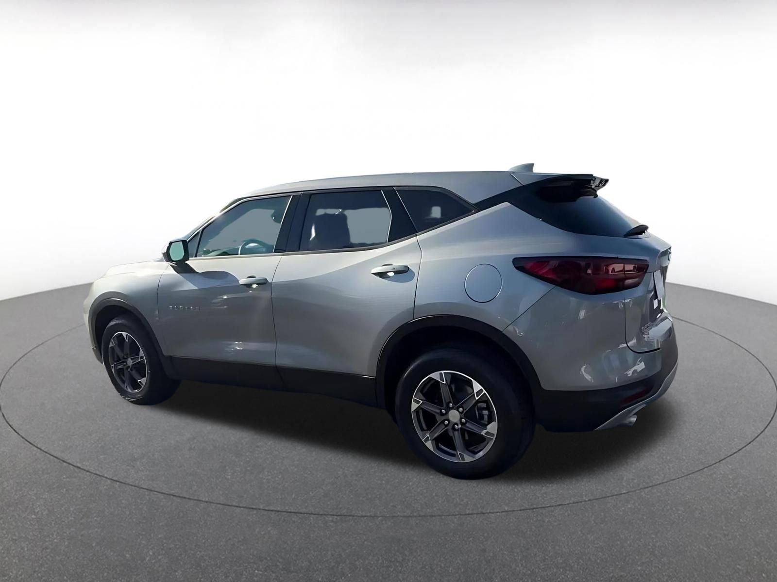 Used 2025 Chevrolet Blazer LT image 10