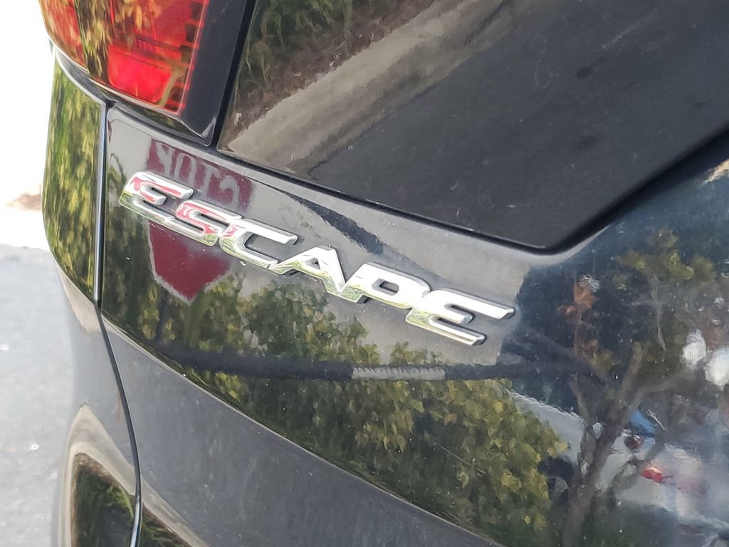 Used 2019 Ford Escape SEL FWD image 9