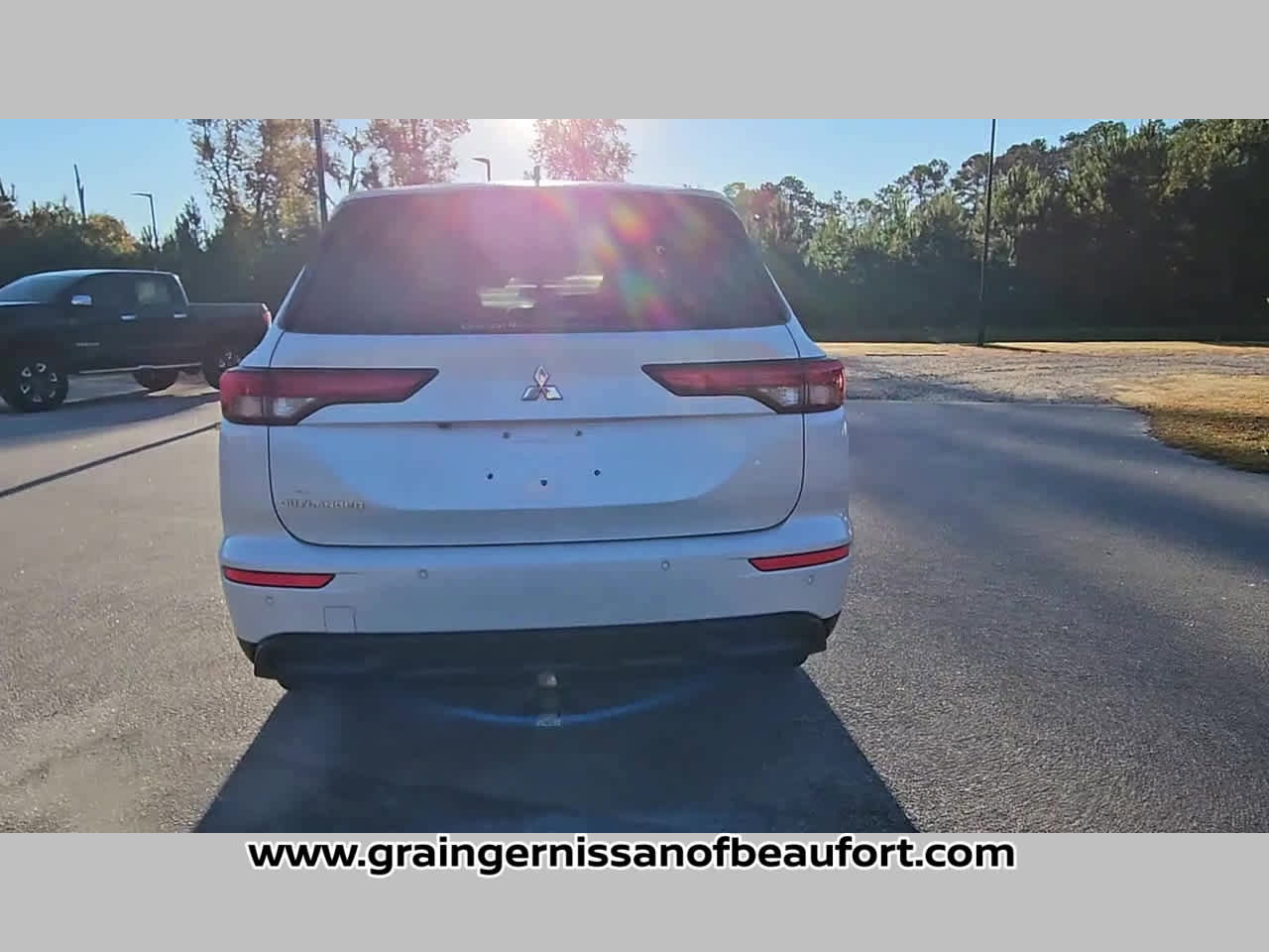 Used 2022 Mitsubishi Outlander ES image 29