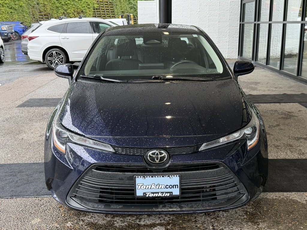 Used 2024 Toyota Corolla LE image 3