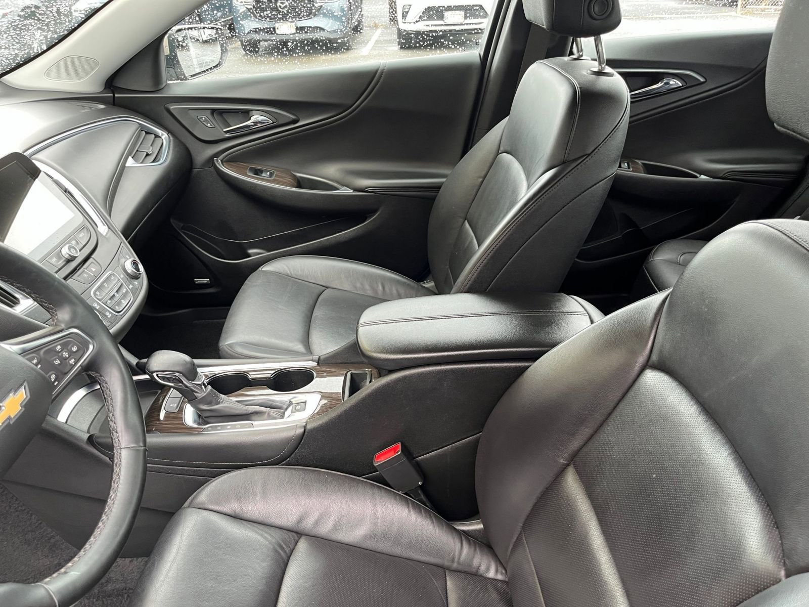 Used 2024 Chevrolet Malibu LT image 29