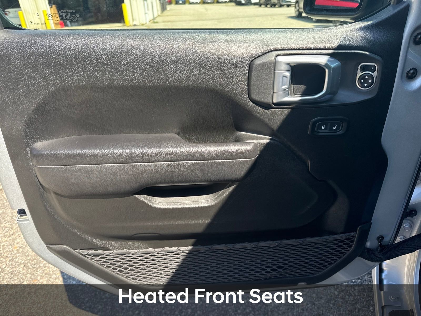 Used 2024 Jeep Wrangler Unlimited w/ Convenience Group image 15