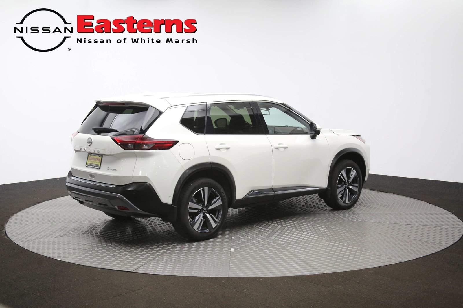 Used 2023 Nissan Rogue SL w/ SL Premium Package image 44