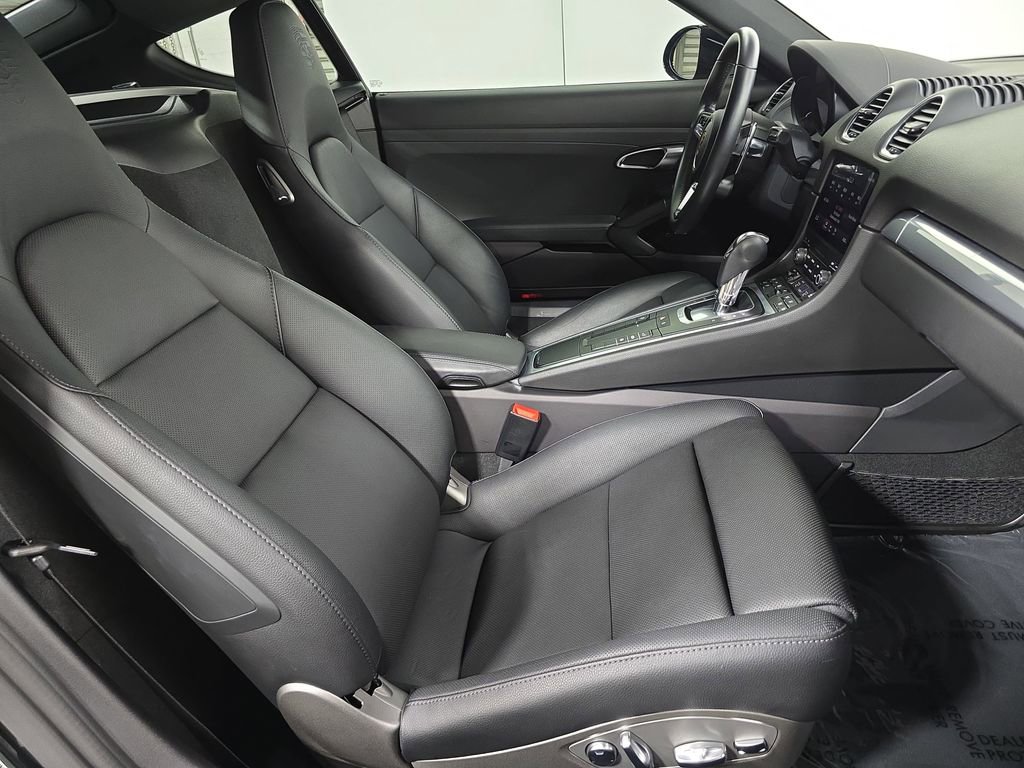 Certified 2024 Porsche 718 Cayman S RWD image 27