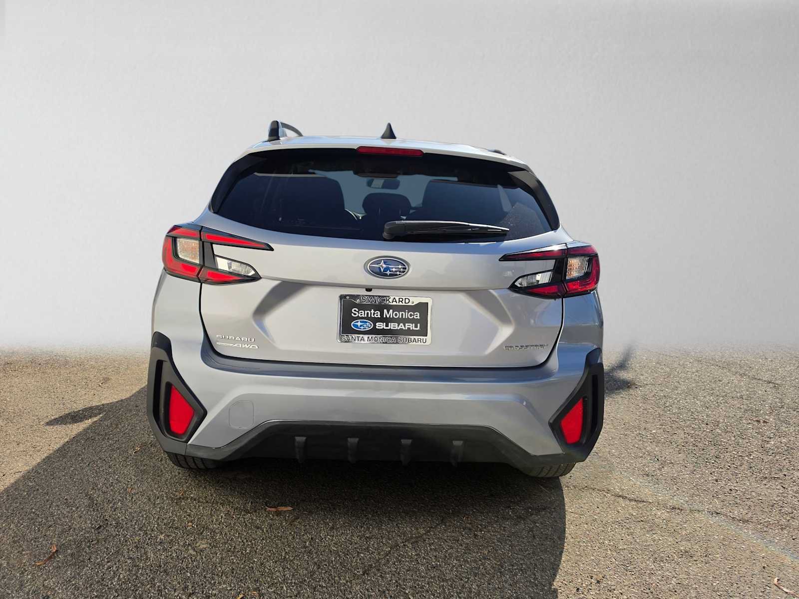 Certified 2024 Subaru Crosstrek 2.0i Premium w/ Crosstrek Mirror Package AWD/4WD image 4