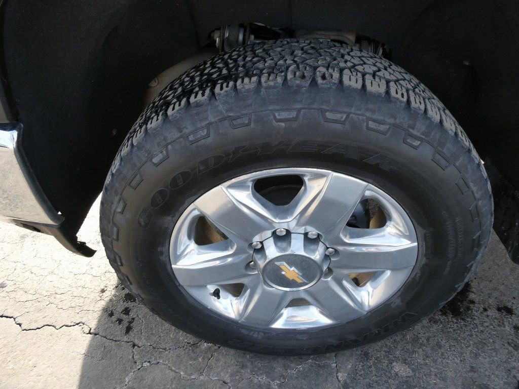 Certified 2022 Chevrolet Silverado 2500 LTZ w/ LTZ Premium Package image 12