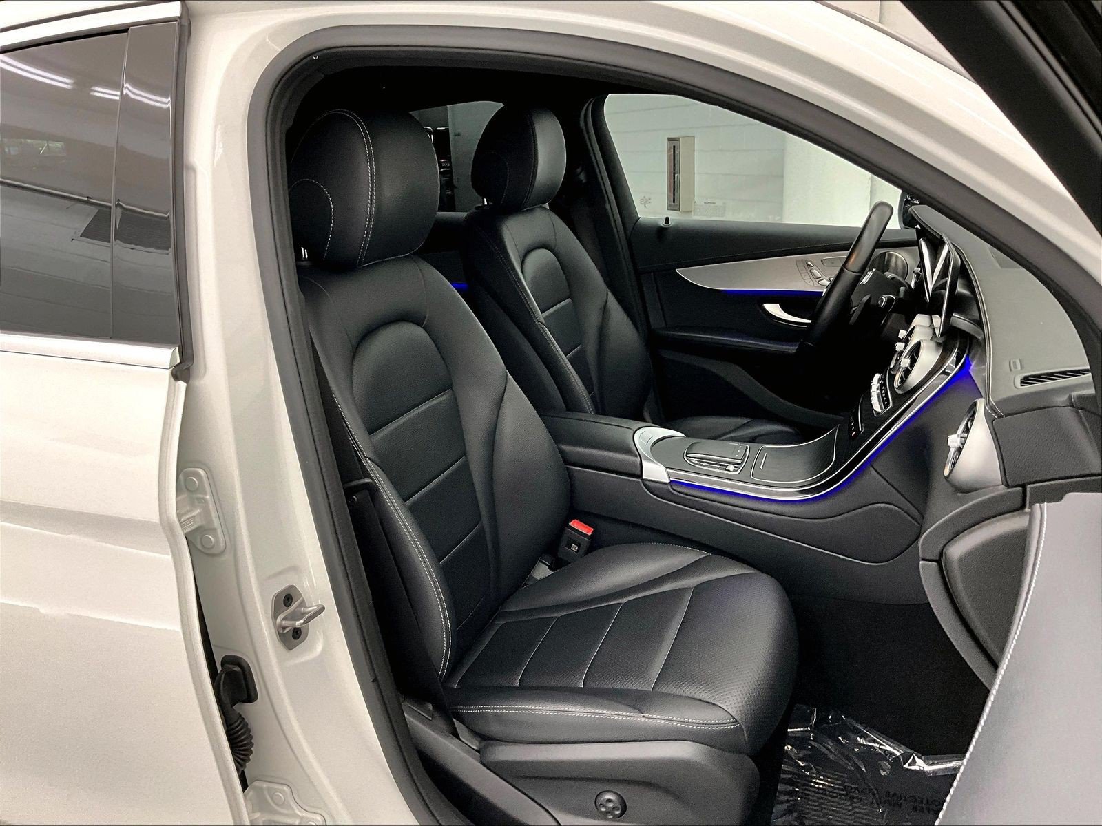 Certified 2023 Mercedes-Benz GLC 300 4MATIC Coupe image 6