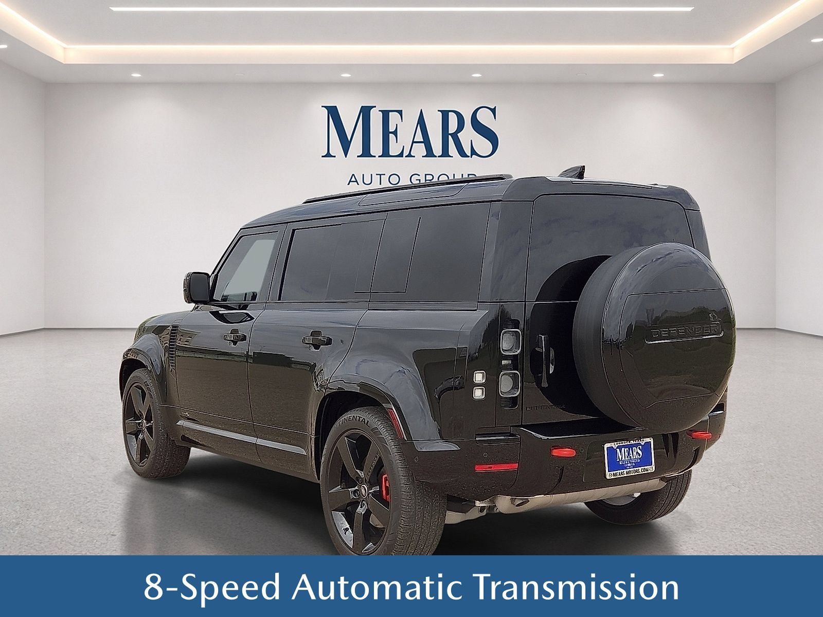 Used 2025 Land Rover Defender 110 X AWD/4WD image 4