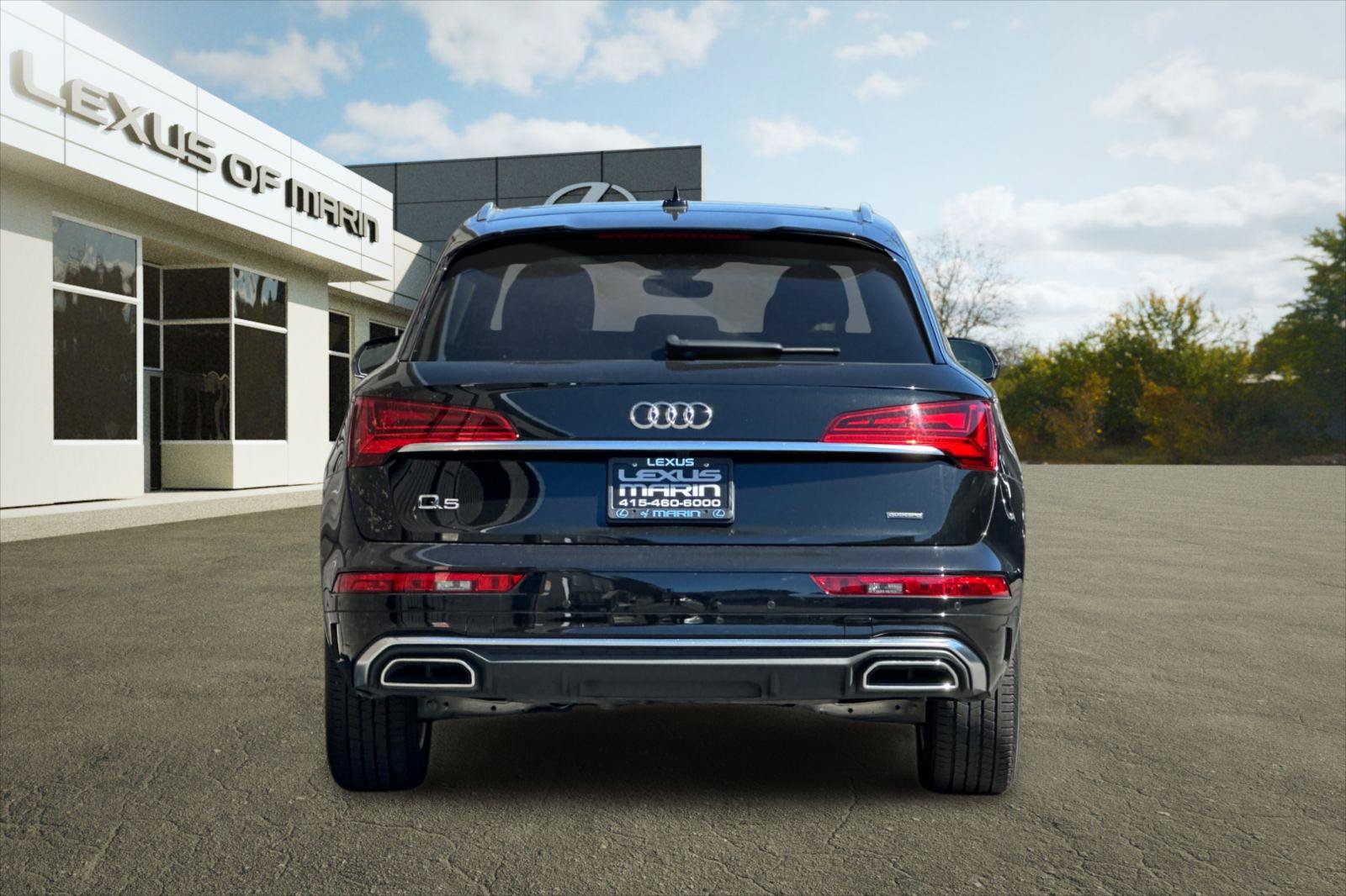 Used 2023 Audi Q5 2.0T Premium w/ Convenience Package AWD/4WD image 10