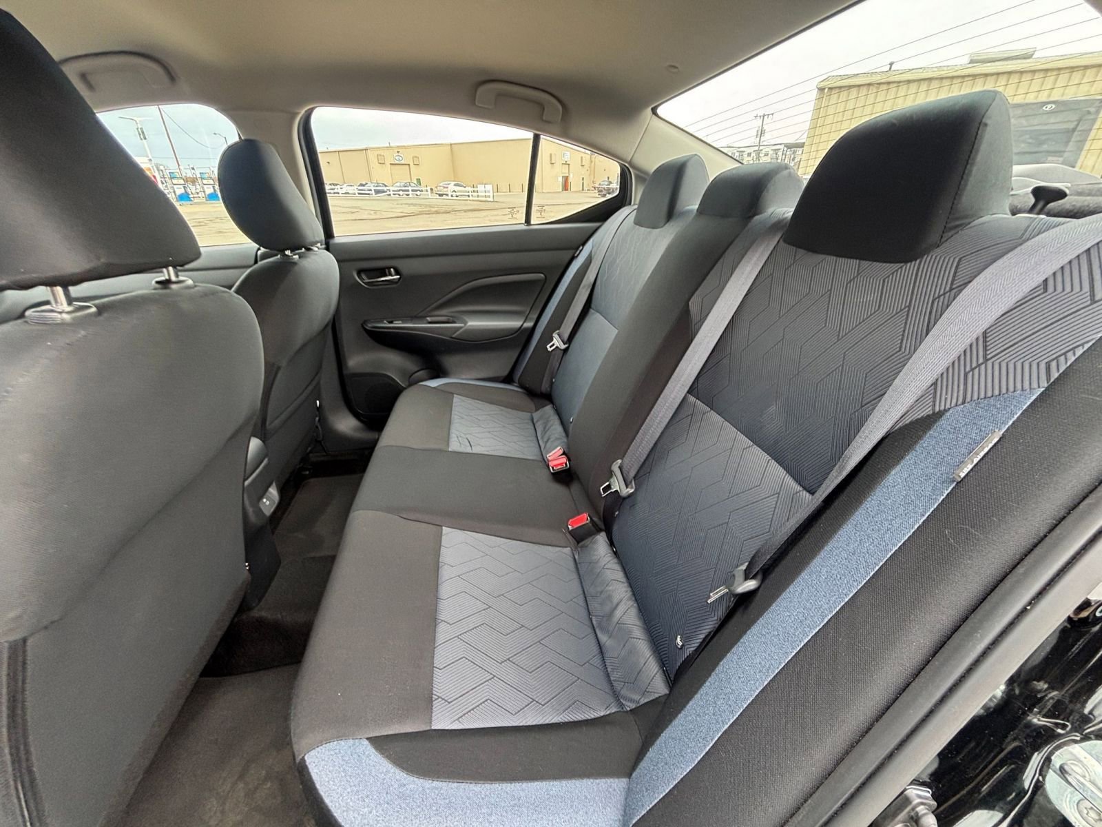 Used 2025 Nissan Versa SV image 25