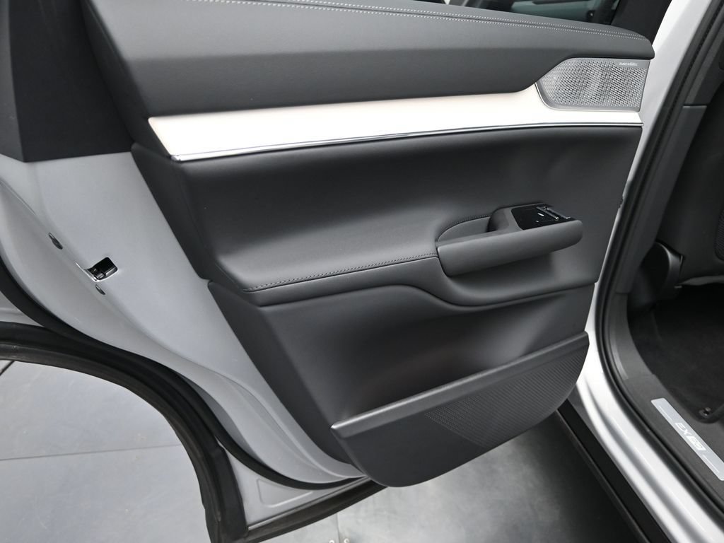 New 2025 Volvo EX90 Ultra AWD/4WD image 13