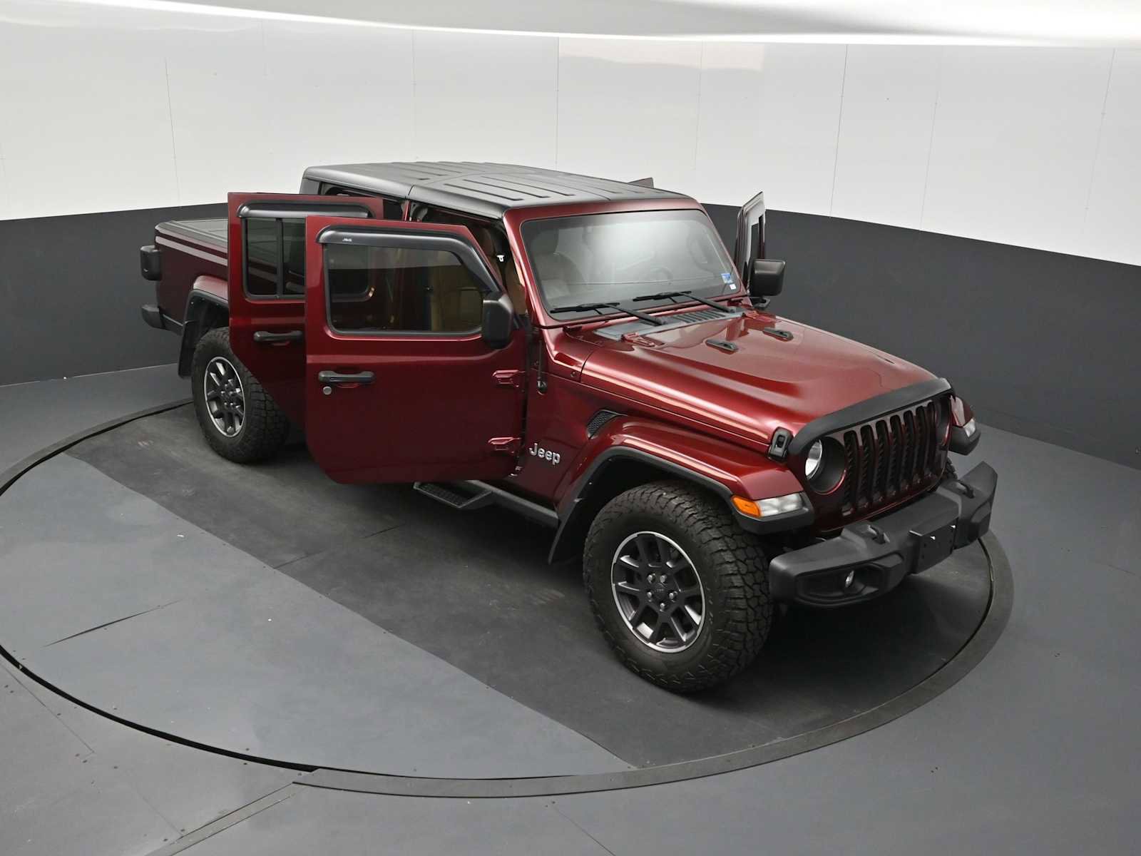 Used 2021 Jeep Gladiator Overland w/ Popular Equipment Package AWD/4WD image 26