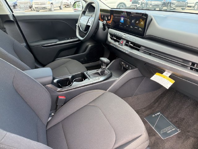 New 2027 Kia K4 FWD image 22
