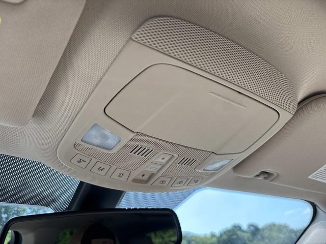Used 2018 Lincoln MKC Reserve FWD image 35