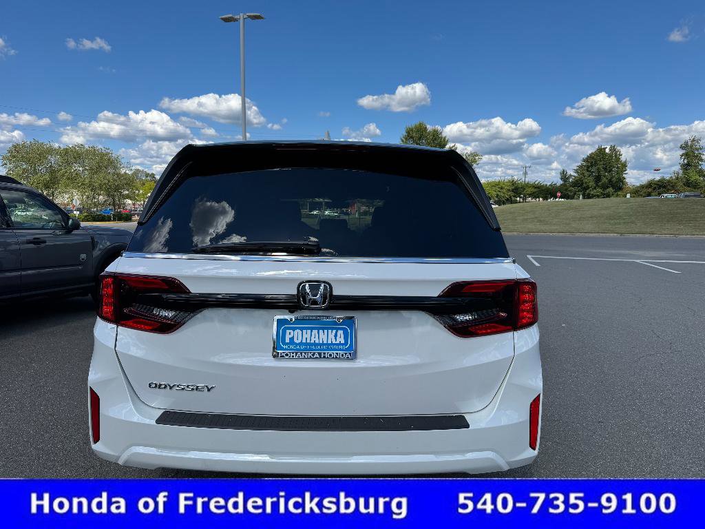 Certified 2026 Honda Odyssey EX-L image 5