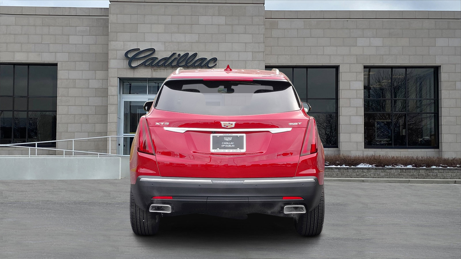 New 2025 Cadillac XT5 Luxury image 6