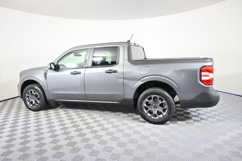 Used 2023 Ford Maverick XLT w/ Equipment Group 300A Standard AWD/4WD image 3