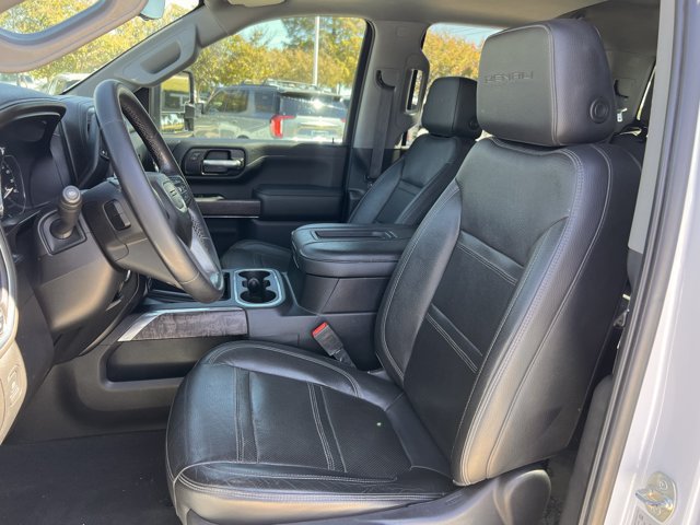 Used 2022 GMC Sierra 2500 Denali w/ Denali Ultimate Package AWD/4WD image 24