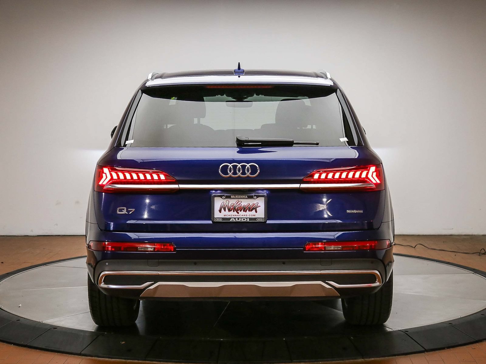 Certified 2024 Audi Q7 3.0T Premium Plus AWD/4WD image 5
