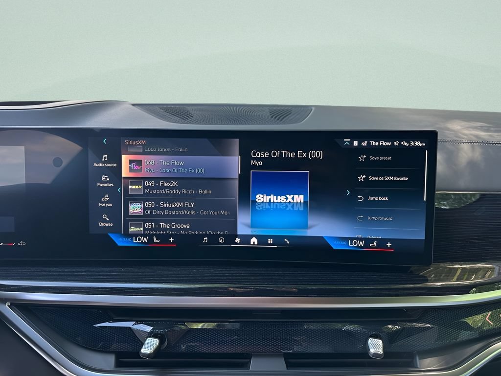 New 2026 BMW X5 xDrive40i w/ M Sport Package AWD/4WD image 16