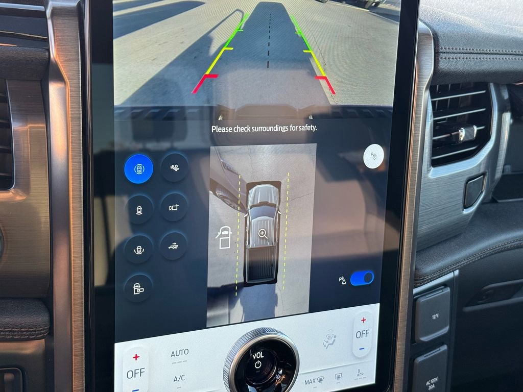 New 2025 Ford F150 Lightning Lariat image 18