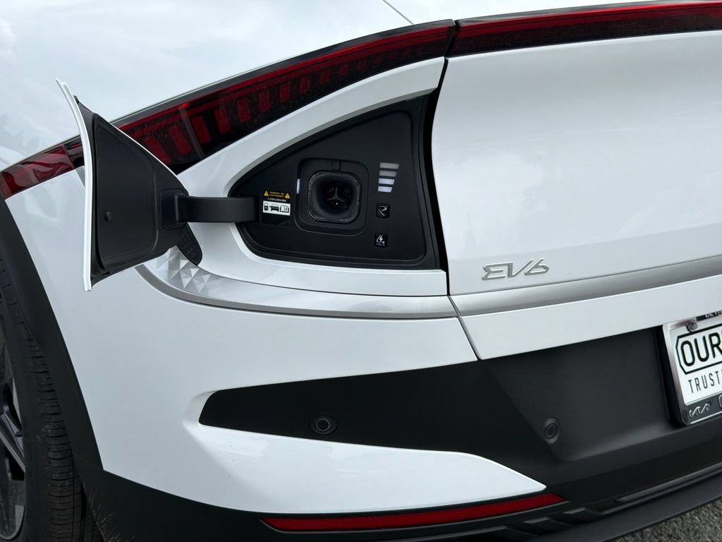 New 2026 Kia EV6 Light AWD/4WD image 5