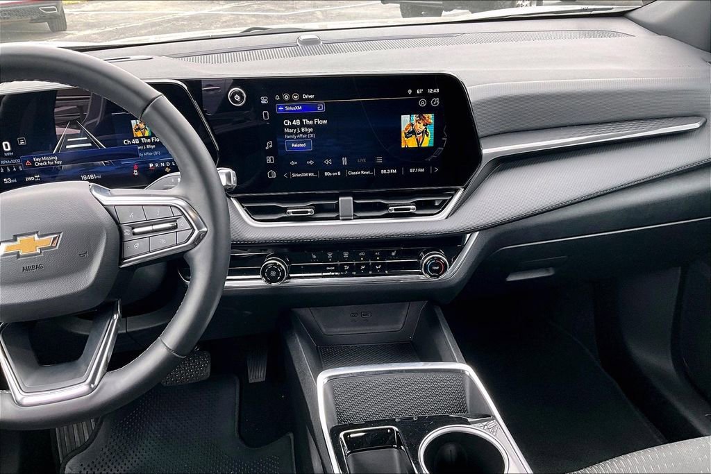 Used 2025 Chevrolet Equinox LT image 9