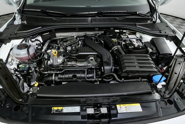 Used 2025 Volkswagen Jetta S image 30