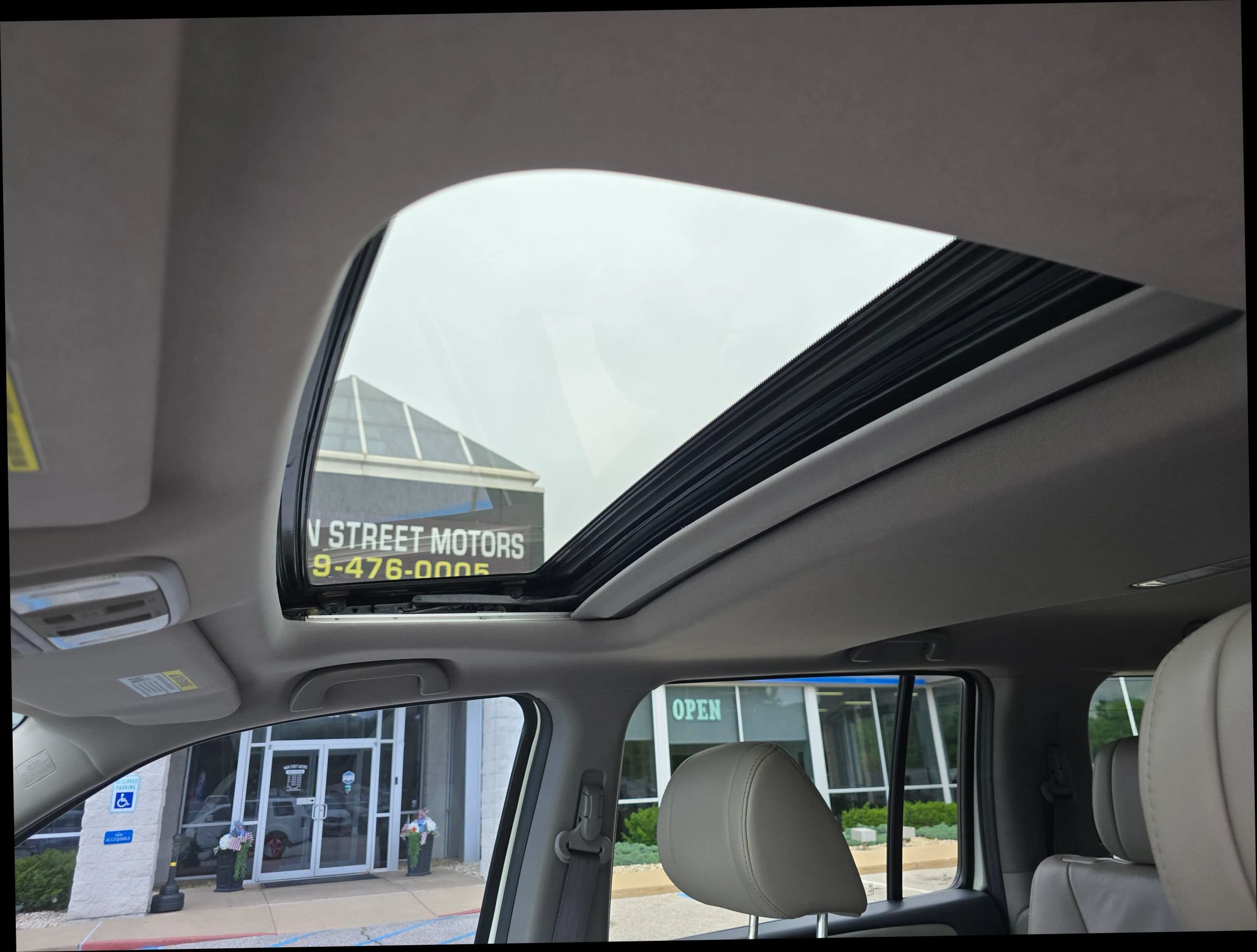 Used 2015 Honda Pilot EX-L image 11