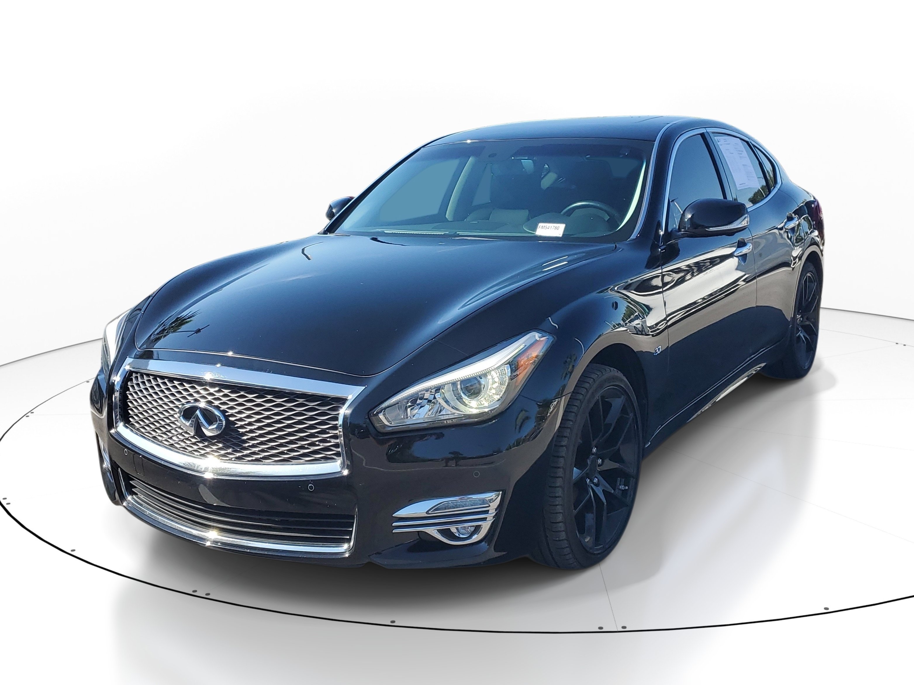 Used 2015 INFINITI Q70 3.7 RWD image 4