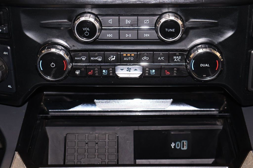 Certified 2024 Ford F350 Lariat w/ Lariat Ultimate Package image 34