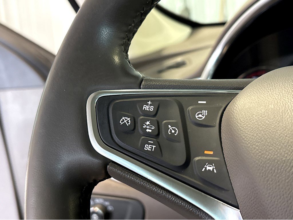 Used 2024 Chevrolet Malibu LT FWD image 16