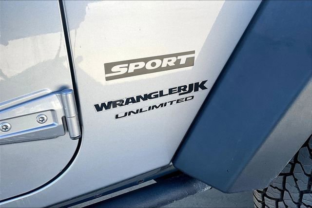Used 2018 Jeep Wrangler Unlimited Sport w/ Connectivity Group image 20