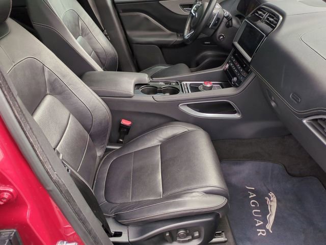 Used 2017 Jaguar F-PACE S image 30