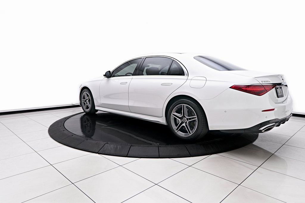 Used 2024 Mercedes-Benz S 580e 4MATIC Sedan image 10