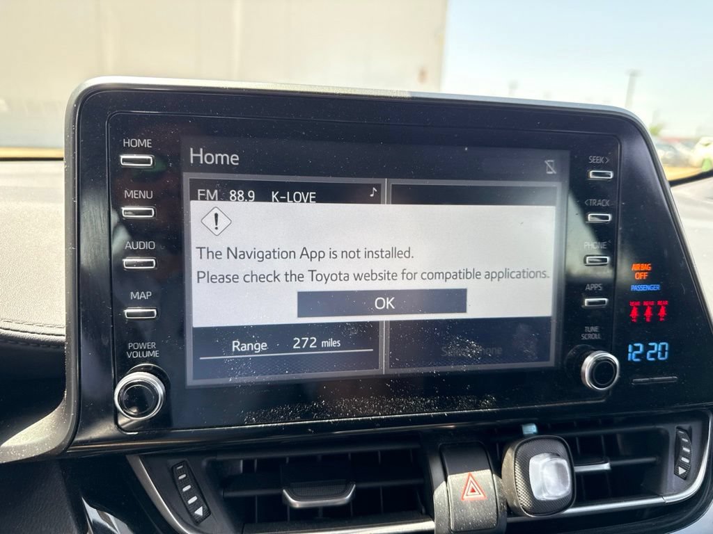 Used 2019 Toyota C-HR LE FWD image 19