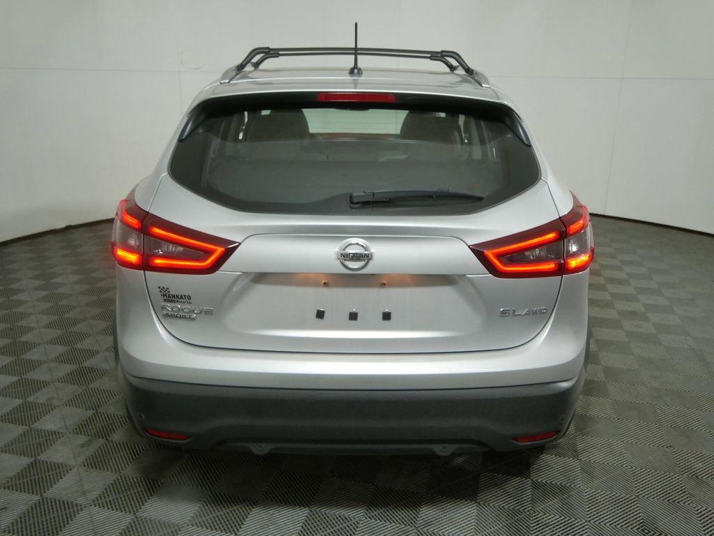 Used 2020 Nissan Rogue Sport SL w/ Premium Package image 4