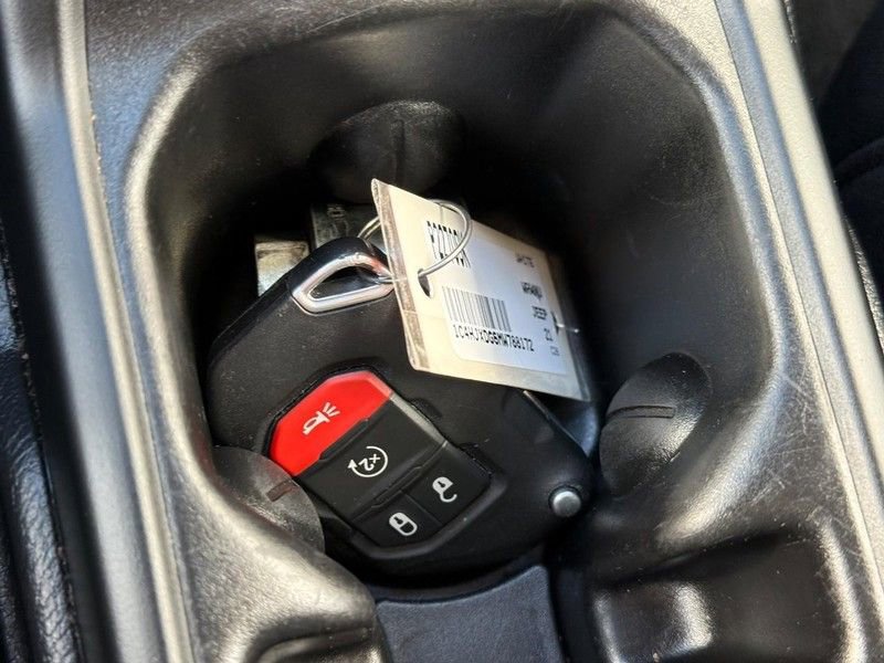 Used 2021 Jeep Wrangler Unlimited Sport image 30