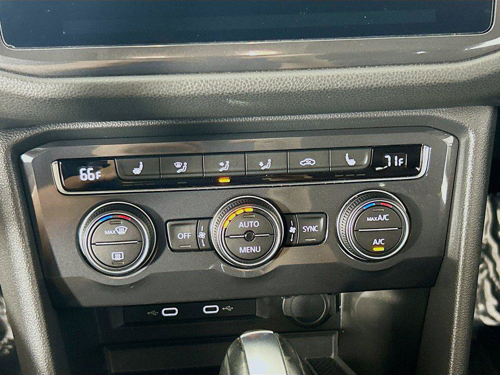 Used 2021 Volkswagen Tiguan SE AWD/4WD image 15