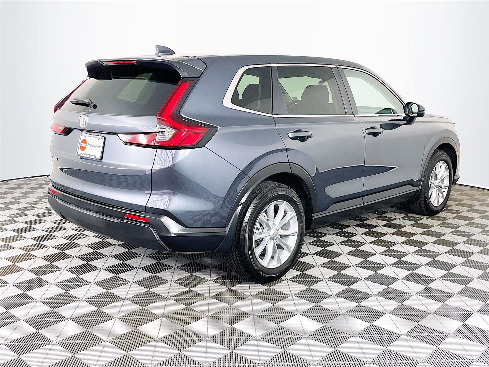 Used 2025 Honda CR-V EX image 11
