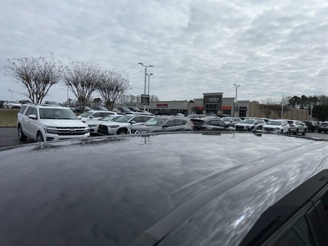 Used 2023 Mitsubishi Outlander SE image 9