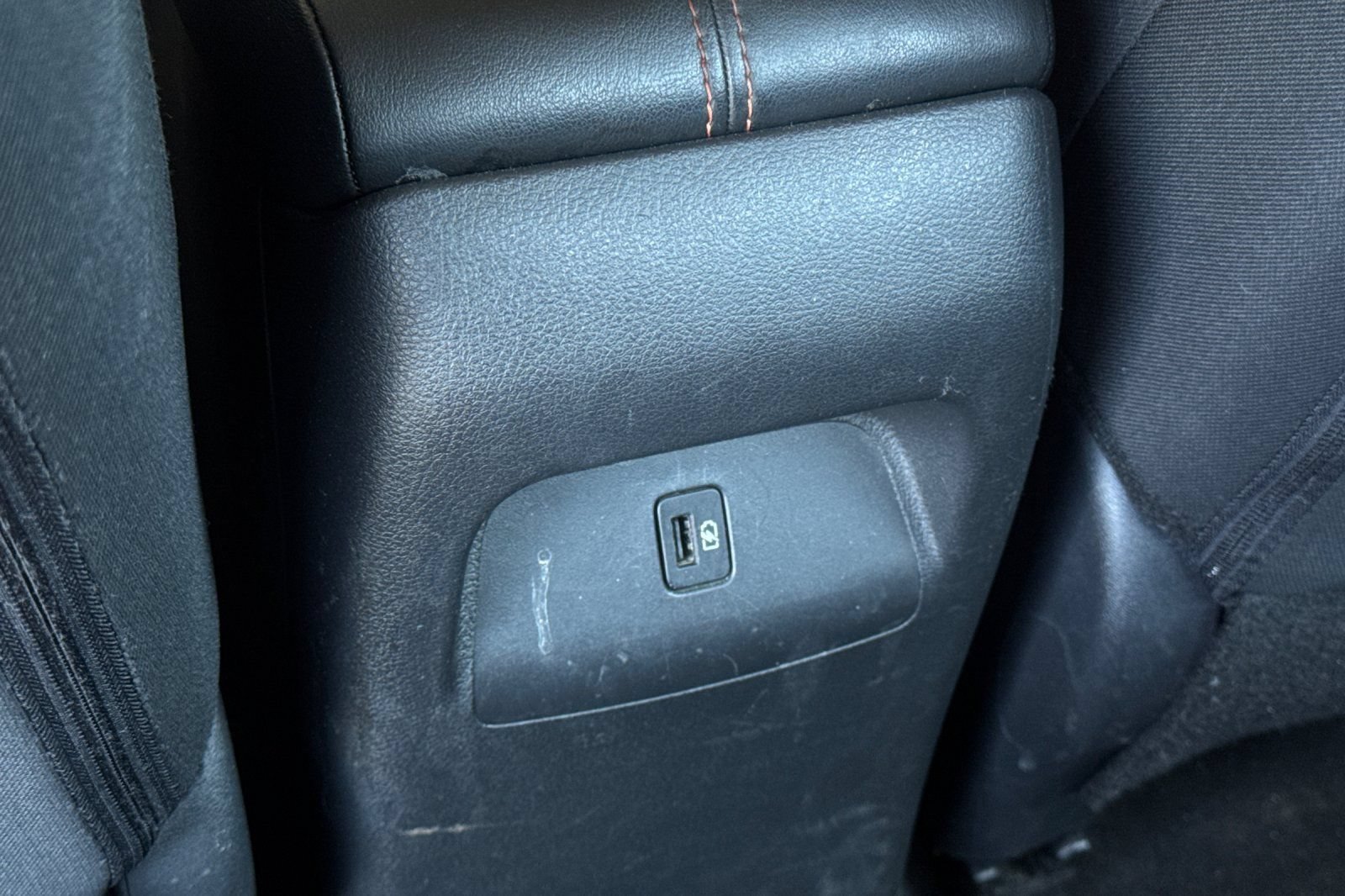 Used 2023 Nissan Sentra SR w/ Midnight Edition Package FWD image 40