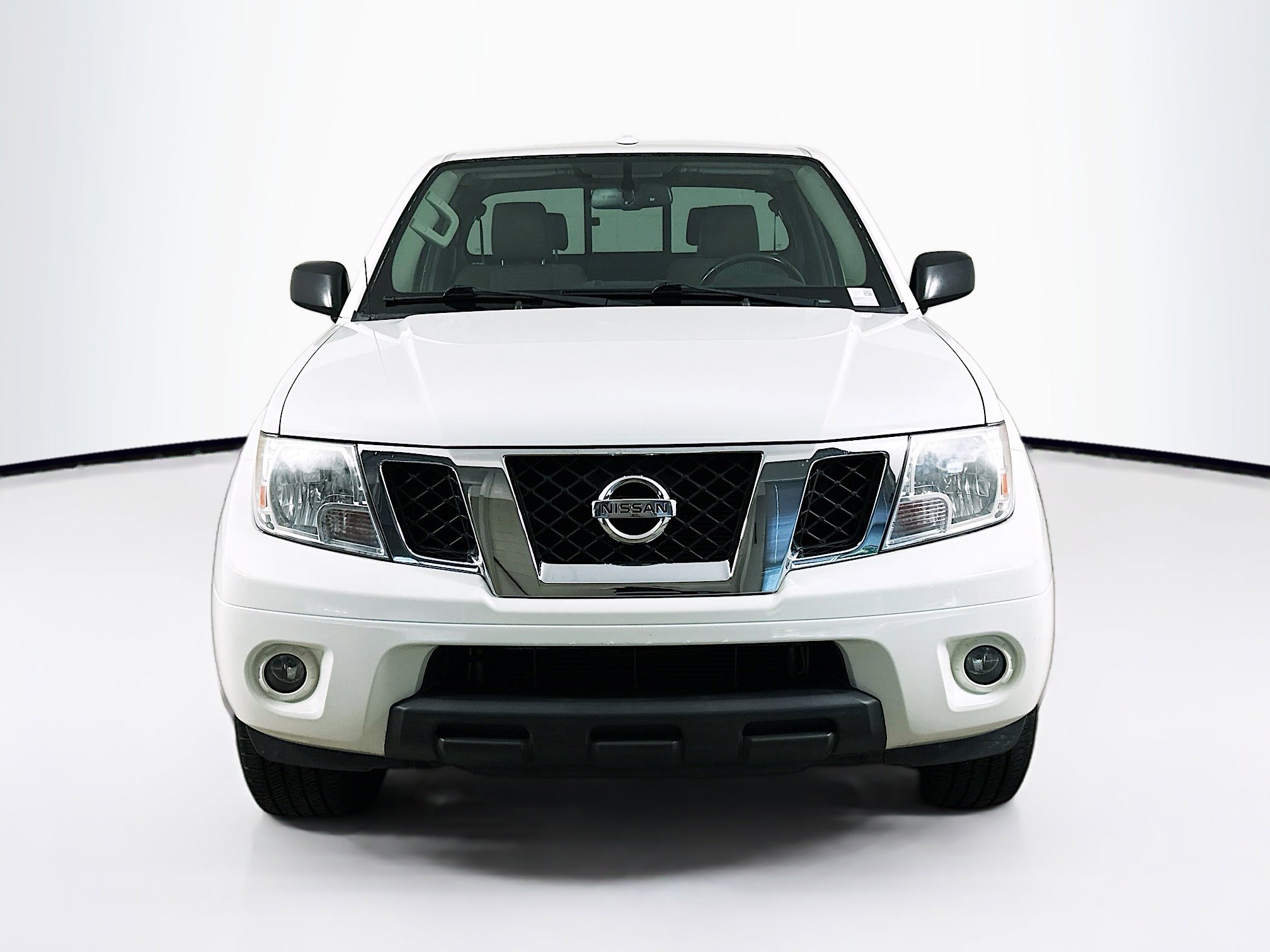 Used 2018 Nissan Frontier SV w/ Value Truck Package AWD/4WD image 2