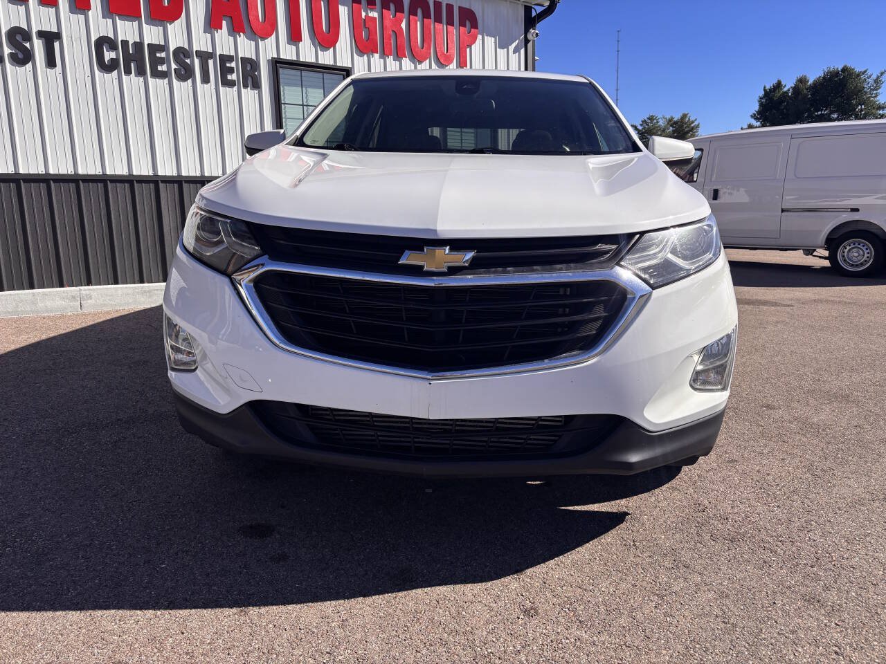 Used 2020 Chevrolet Equinox LT w/ Driver Convenience Package FWD image 4