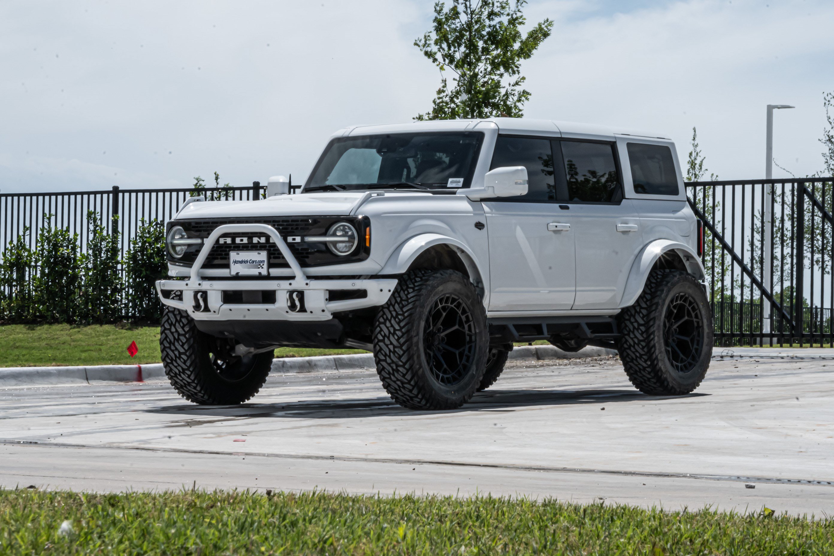 Used 2024 Ford Bronco Wildtrak AWD/4WD image 7