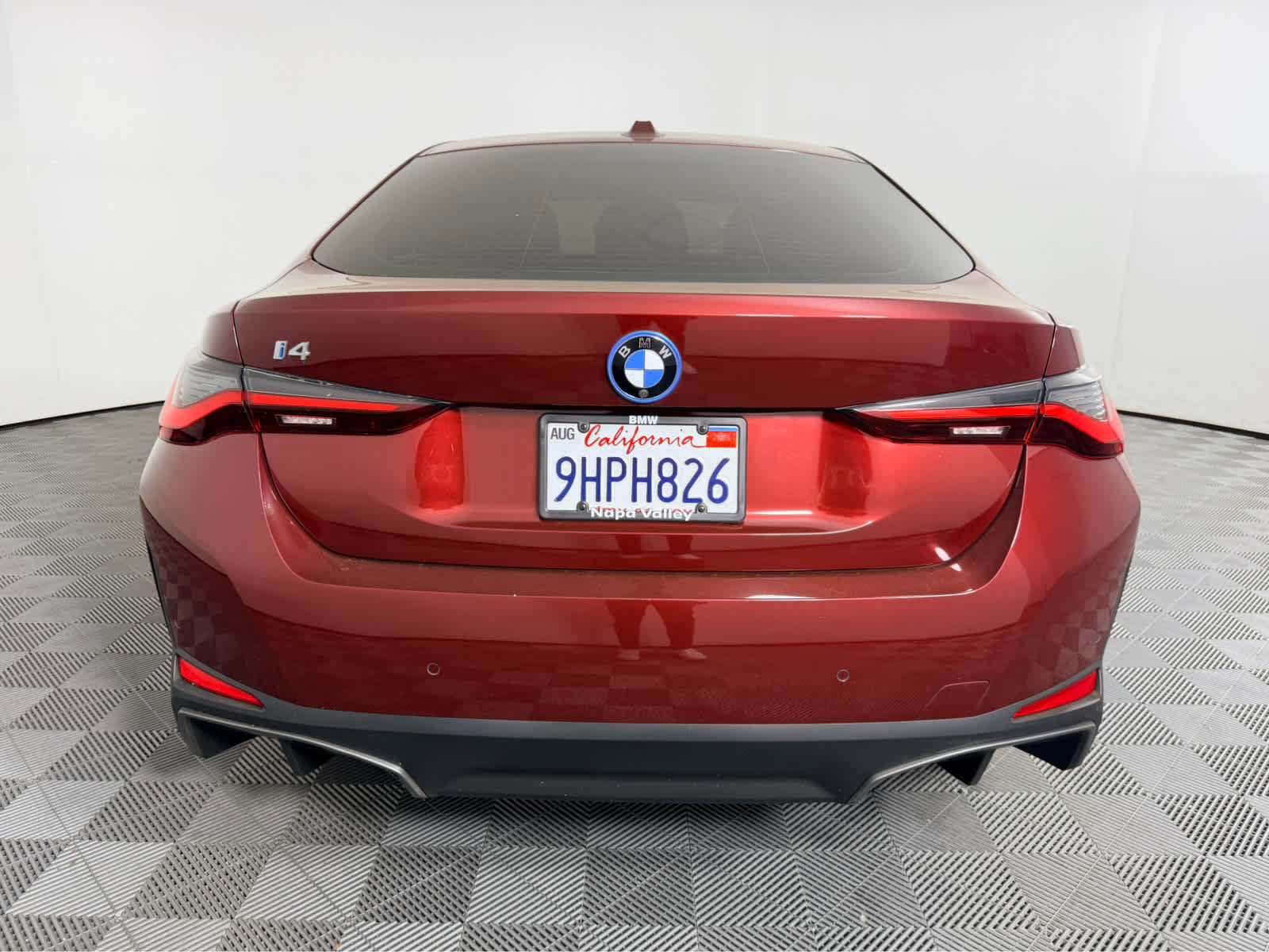 Certified 2023 BMW i4 eDrive35 w/ Premium Package image 4