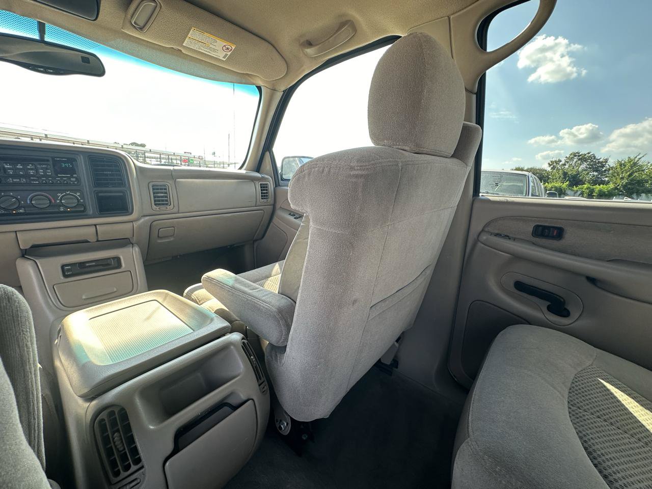 Used 2002 Chevrolet Silverado 2500 LS w/ Electrical Convenience Pkg AWD/4WD image 55