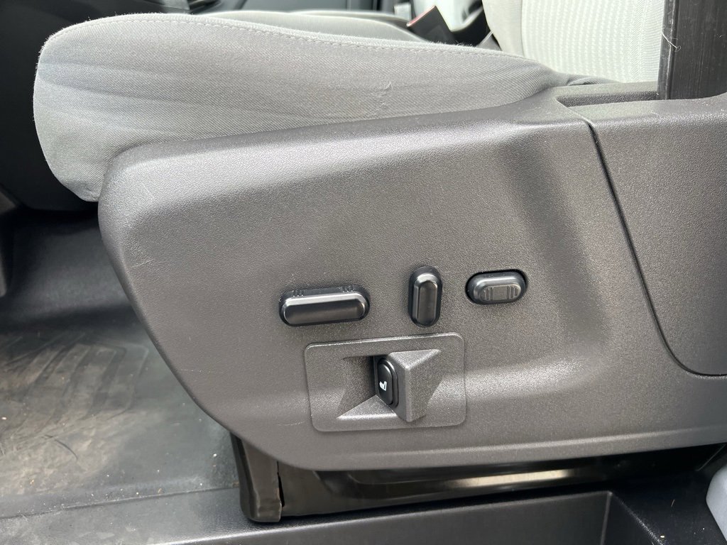 Used 2019 Ford Transit 350 XLT image 13