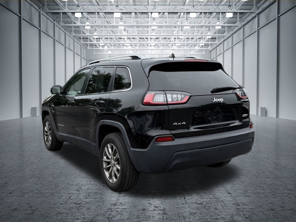 Used 2019 Jeep Cherokee Latitude Plus w/ Cold Weather Group AWD/4WD image 20